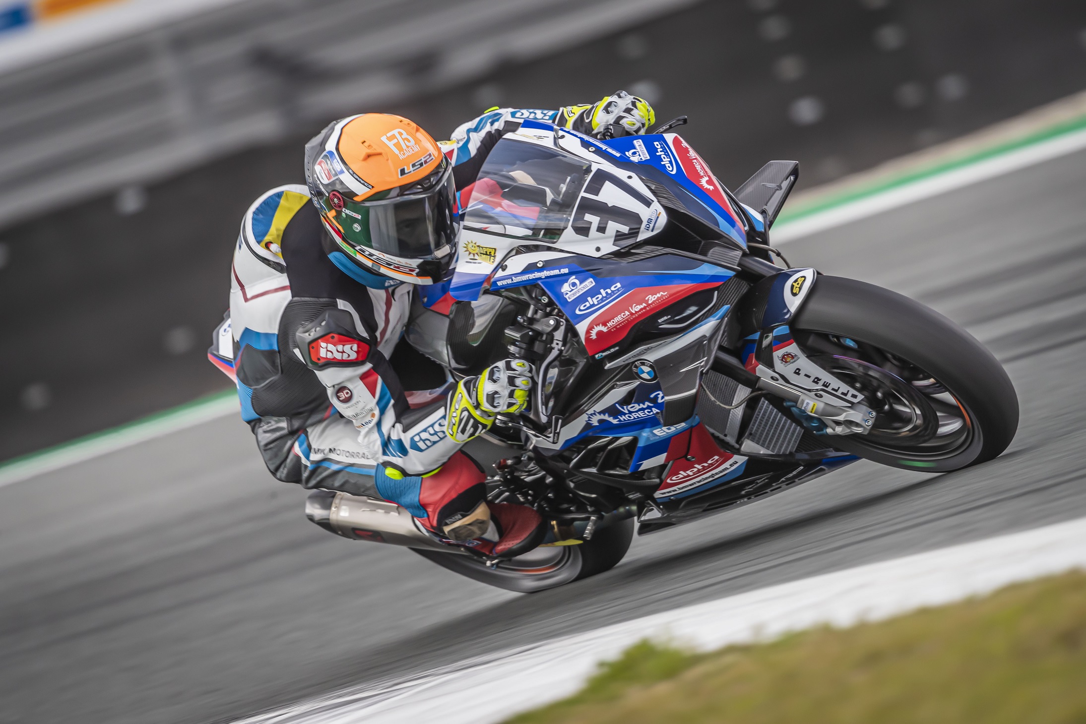 IDM SBK 1000: Mikhalchik macht sich auf und davon