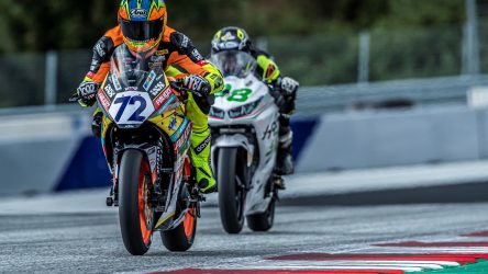 IDM SSP 300: WM-Fahrer Steeman kämpft und siegt