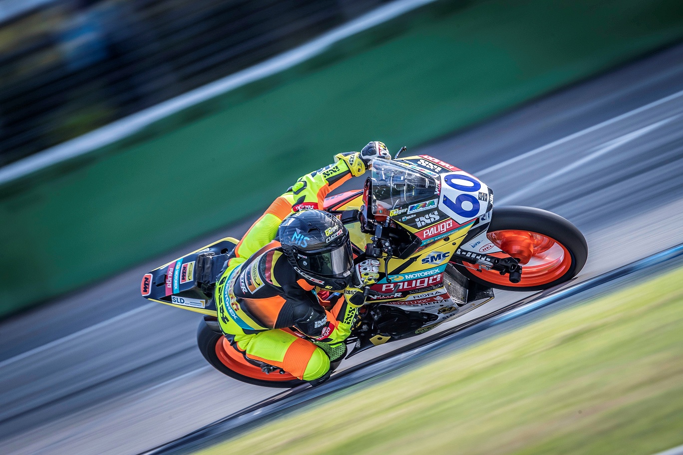 IDM SSP 300: Geiger schnappt sich letzte Pole des Jahres