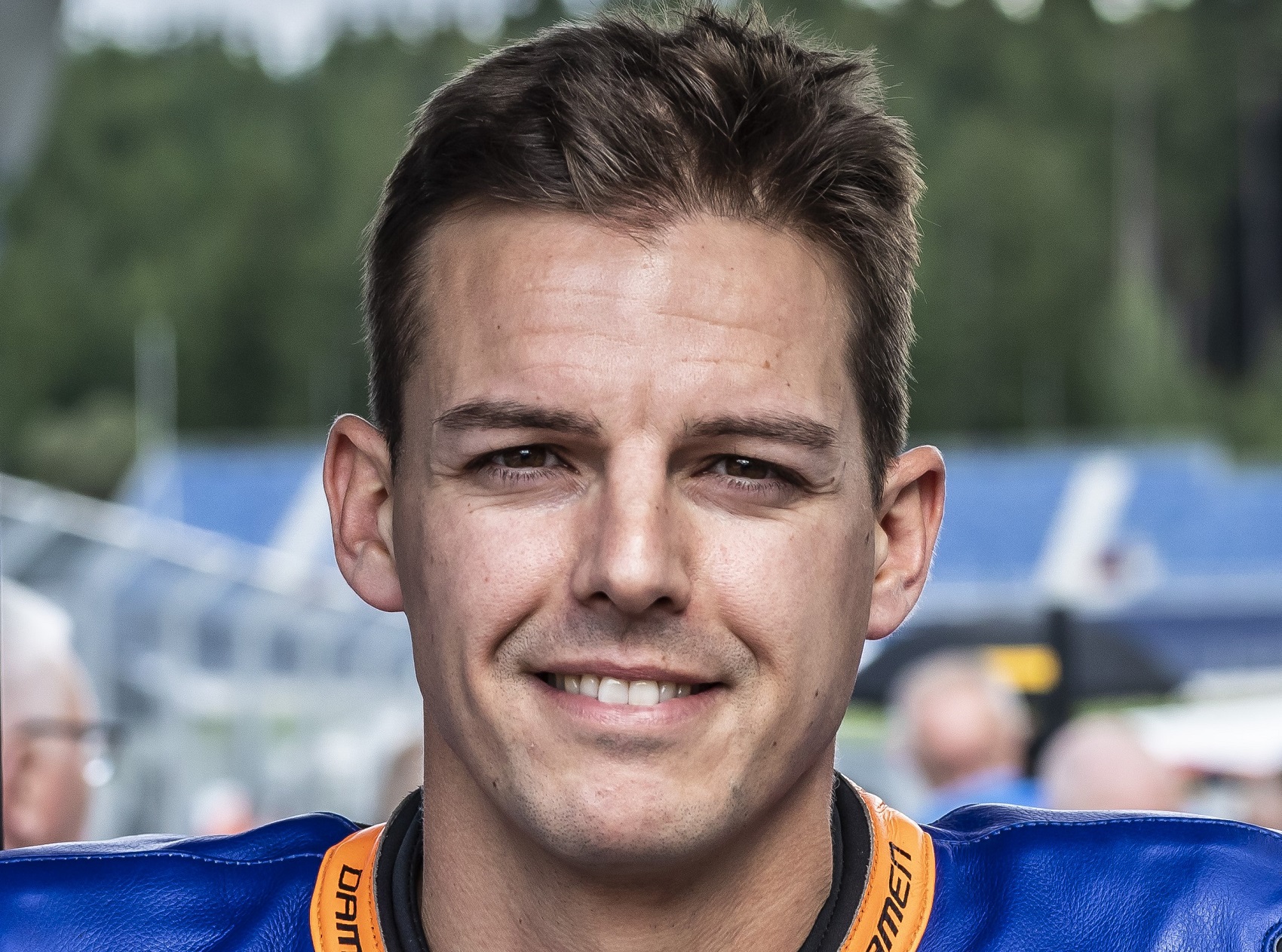 IDM SBK 1000: Kawasaki bleibt und holt Bastien Mackels