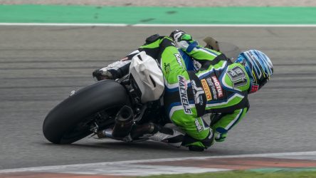 IDM SBK: Mackels hält sich auf der ZX-10 RR zurück