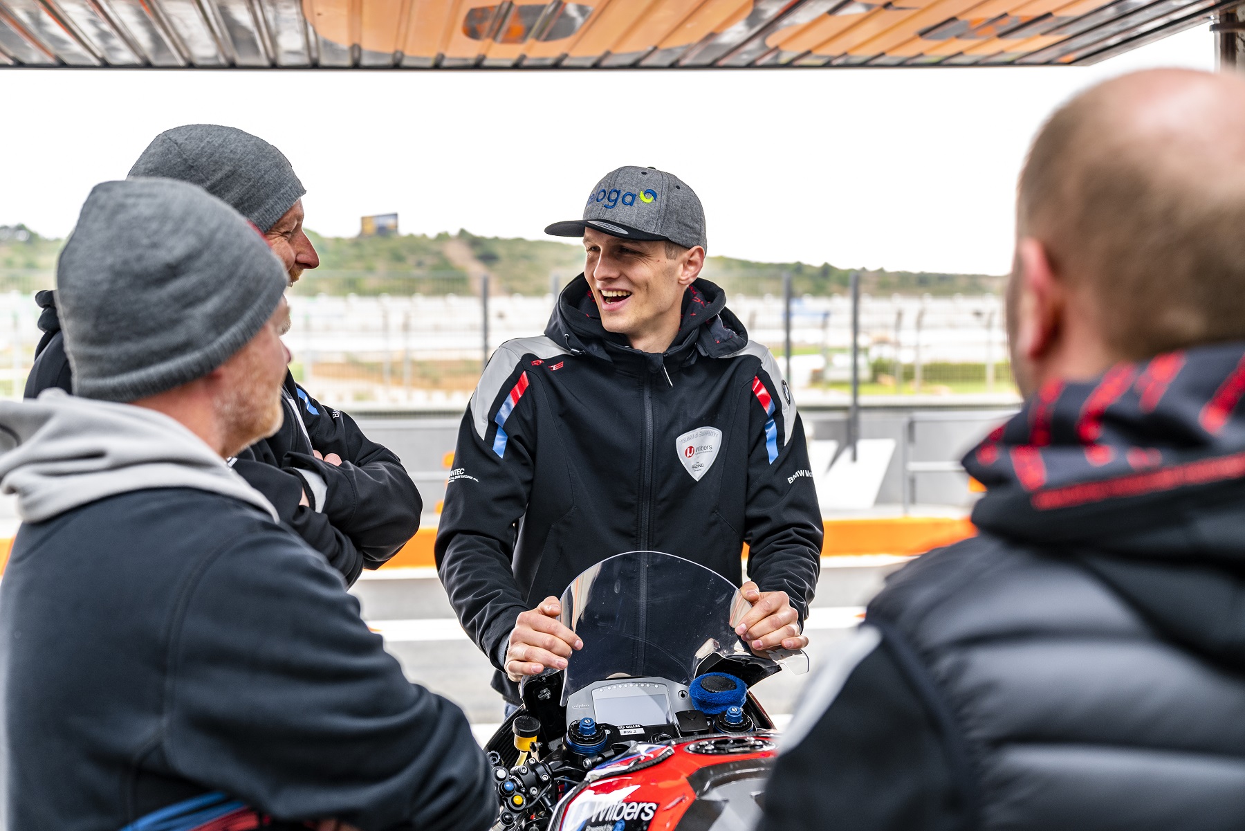 IDM SBK: Wilbers-BMW und Alt feilen am Level