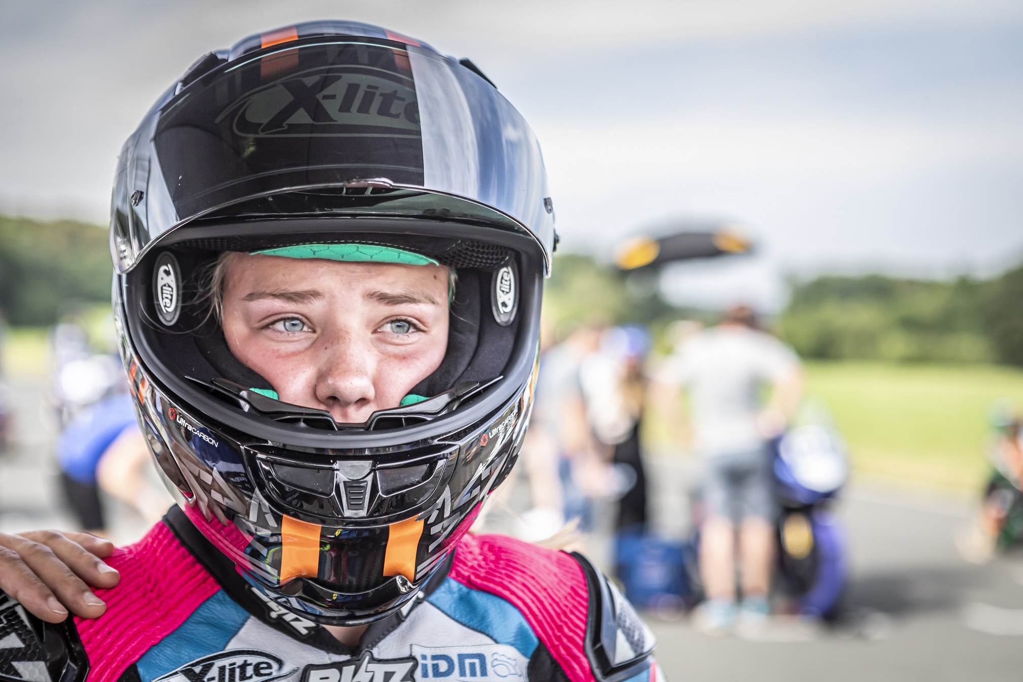 IDM SSP 300: Michel gibt ihren Platz ab, Laux sucht Fahrer