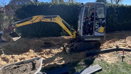 IDM SBK: Reiterberger vs. Alt und Leonov baggert