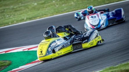 IDM Sidecar: Schlosser/Fries heizen zum Doppelsieg