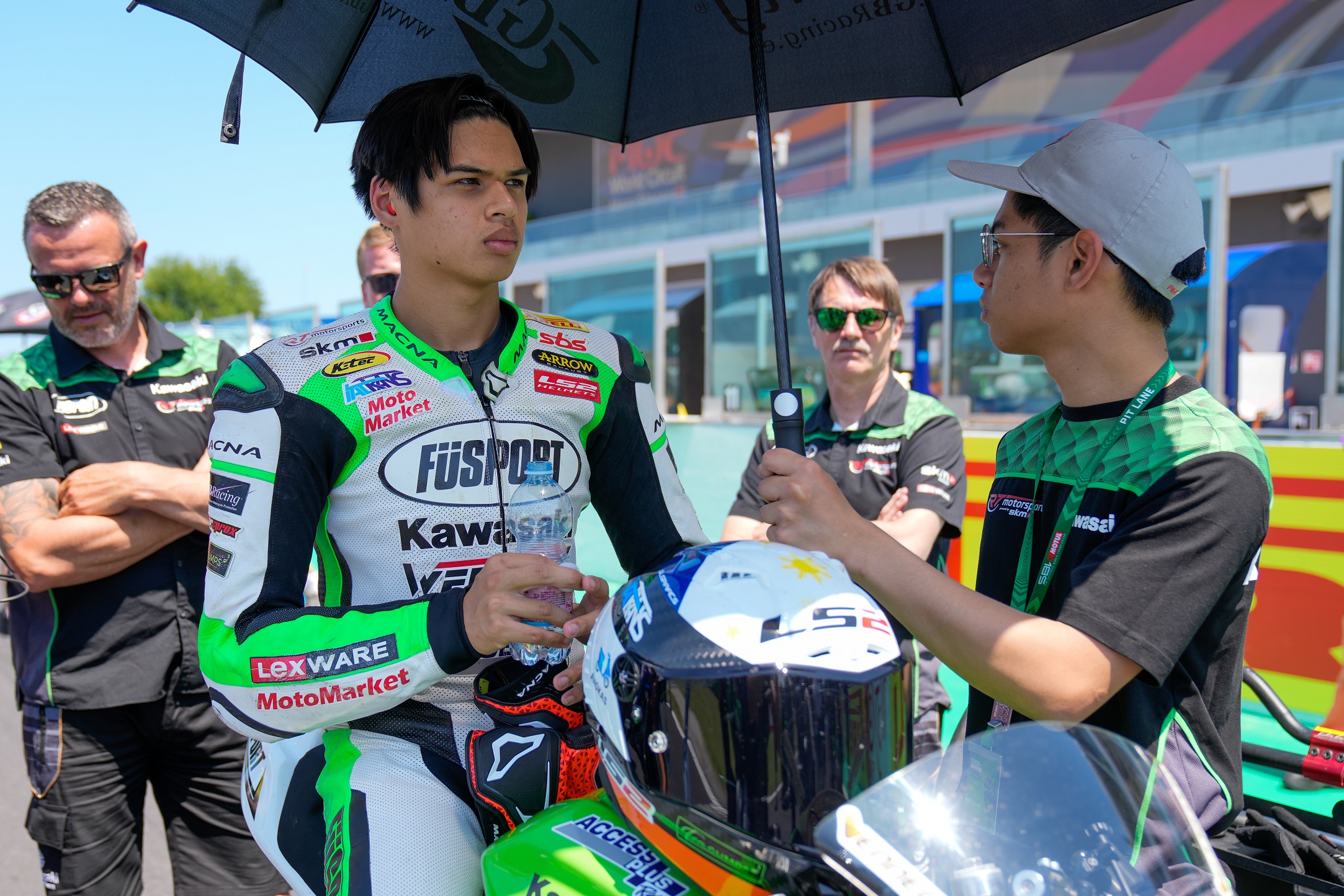 IDM SSP 300: Südostasiatisches Klima durch Troy Alberto