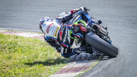 IDM SBK: Reiti mit Reifenplatzer, Fanclub und Bestzeit