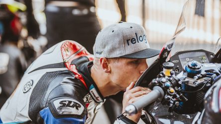 IDM SBK: Alt fährt im Qualifying die Krallen aus – Pole