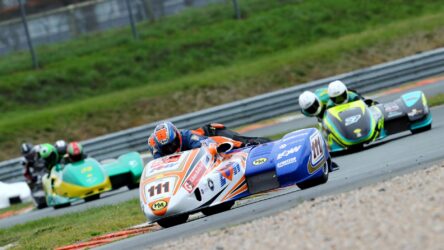 FIM Sidecar: Knapp vier Hände voll Teams am Start