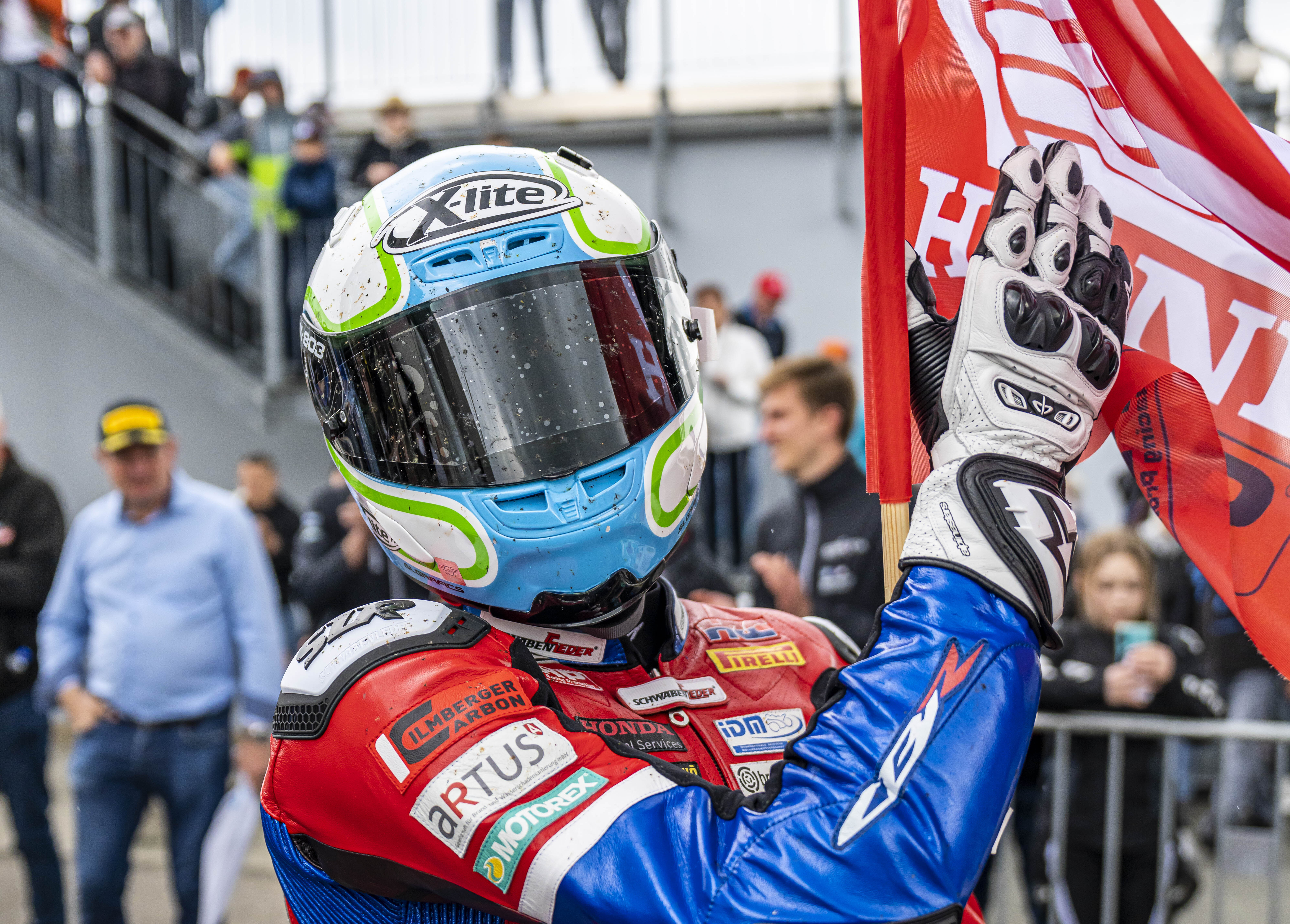 IDM SBK: Alt holte den ersehnten Honda-Sieg