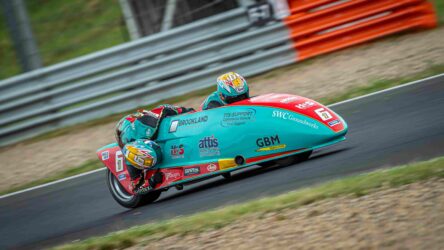 FIM/IDM Sidecar: Ellis/Clement mit Schwung auf Pole Position