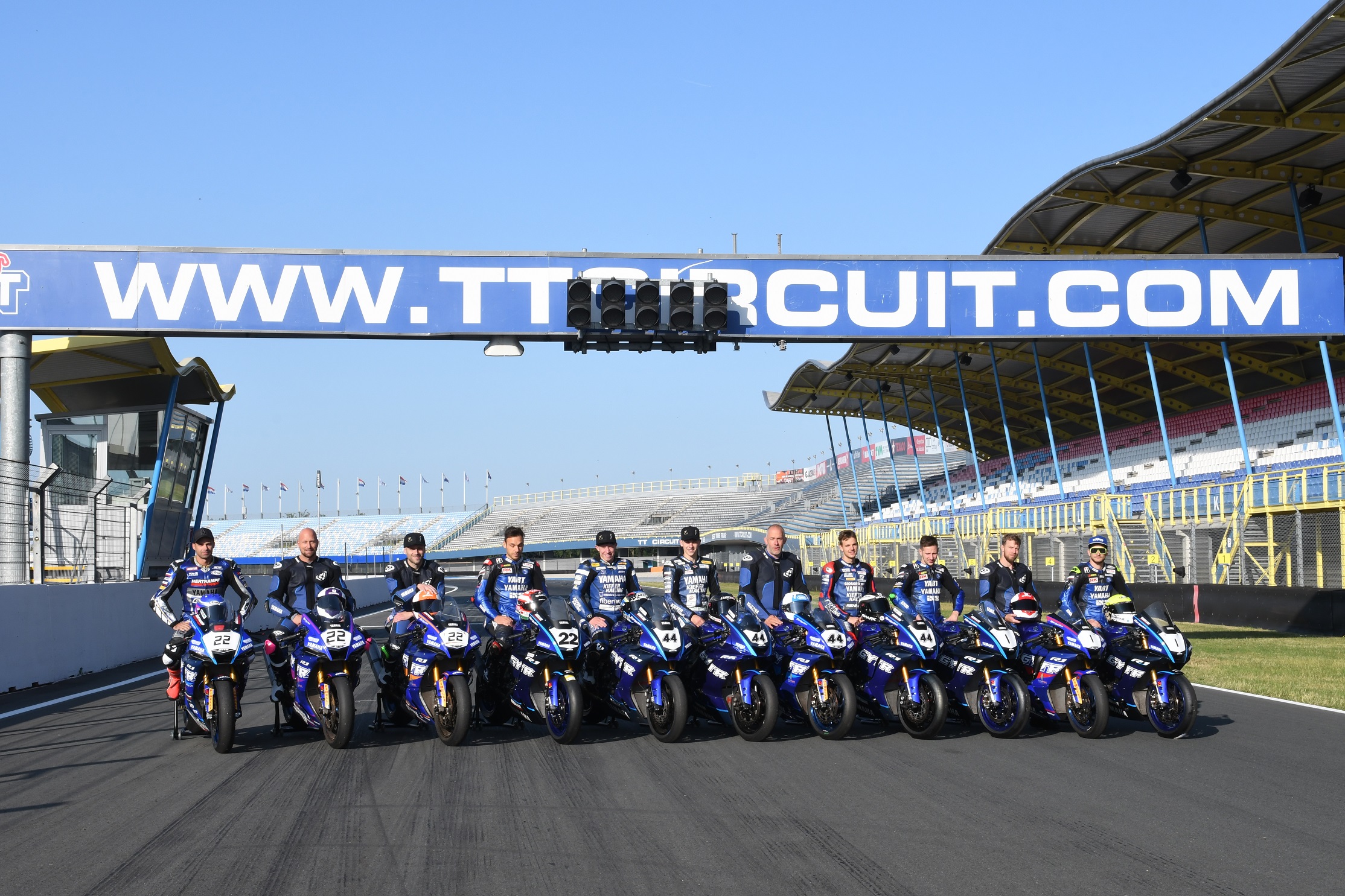 IDM SBK: Vladimir Leonov und Yamaha-Kollegen gerüstet