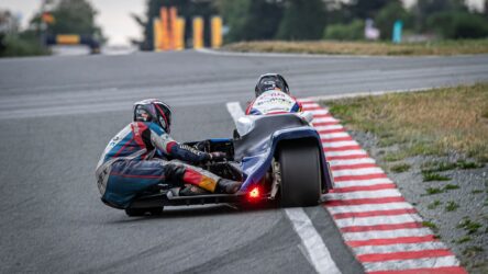 IDM Sidecar: Sattler/Schmidt starten in Schleiz von vorn