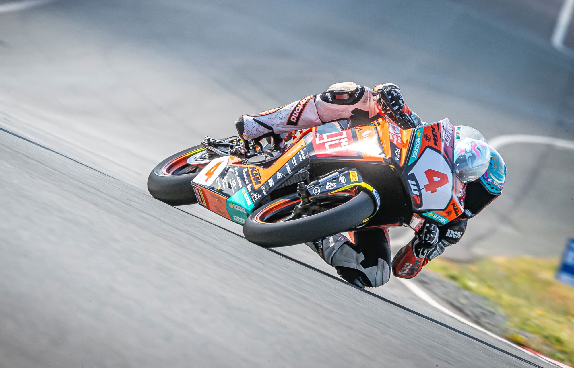 IDM SSP 300: Lennox Lehmann fliegt auf die Pole