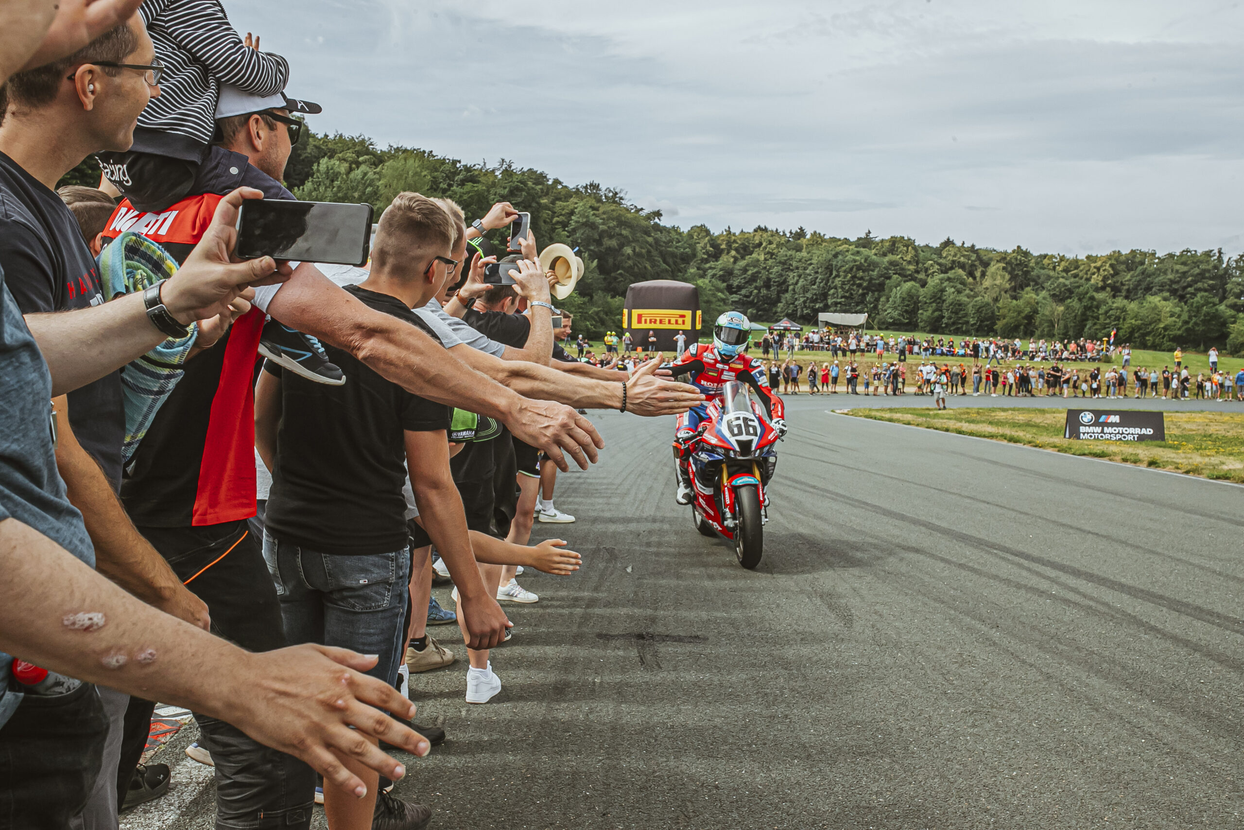 IDM SBK: Mikhalchik siegt, Alt triumphiert