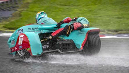 FIM/IDM Sidecar: Ellis/Clément mit Q1-Zeit auf Pole Position