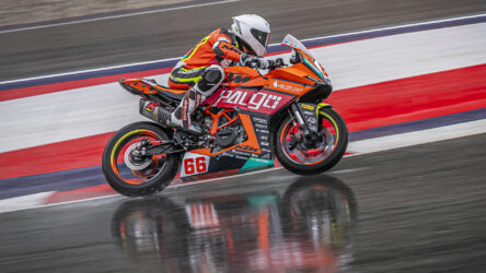 IDM SSP 300: Phillip Tonn surft auf die Pole Position