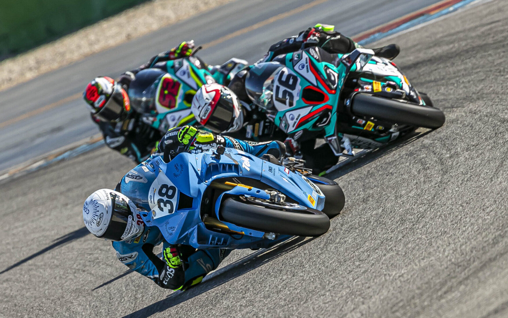 IDM SBK: Ingenieur Soomer tankt beim Schnee schippen Kraft