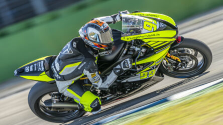 IDM SSP: 16-jähriger Luca Göttlicher als Rookie bei Triumph