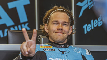 IDM SBK: Soomer auf schlumpfblauer BMW statt Honda