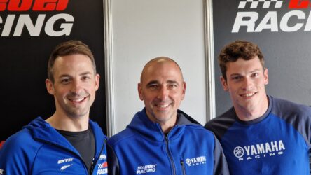 IDM SBK: Christian Kellner checkt die Lage bei Eder-Racing