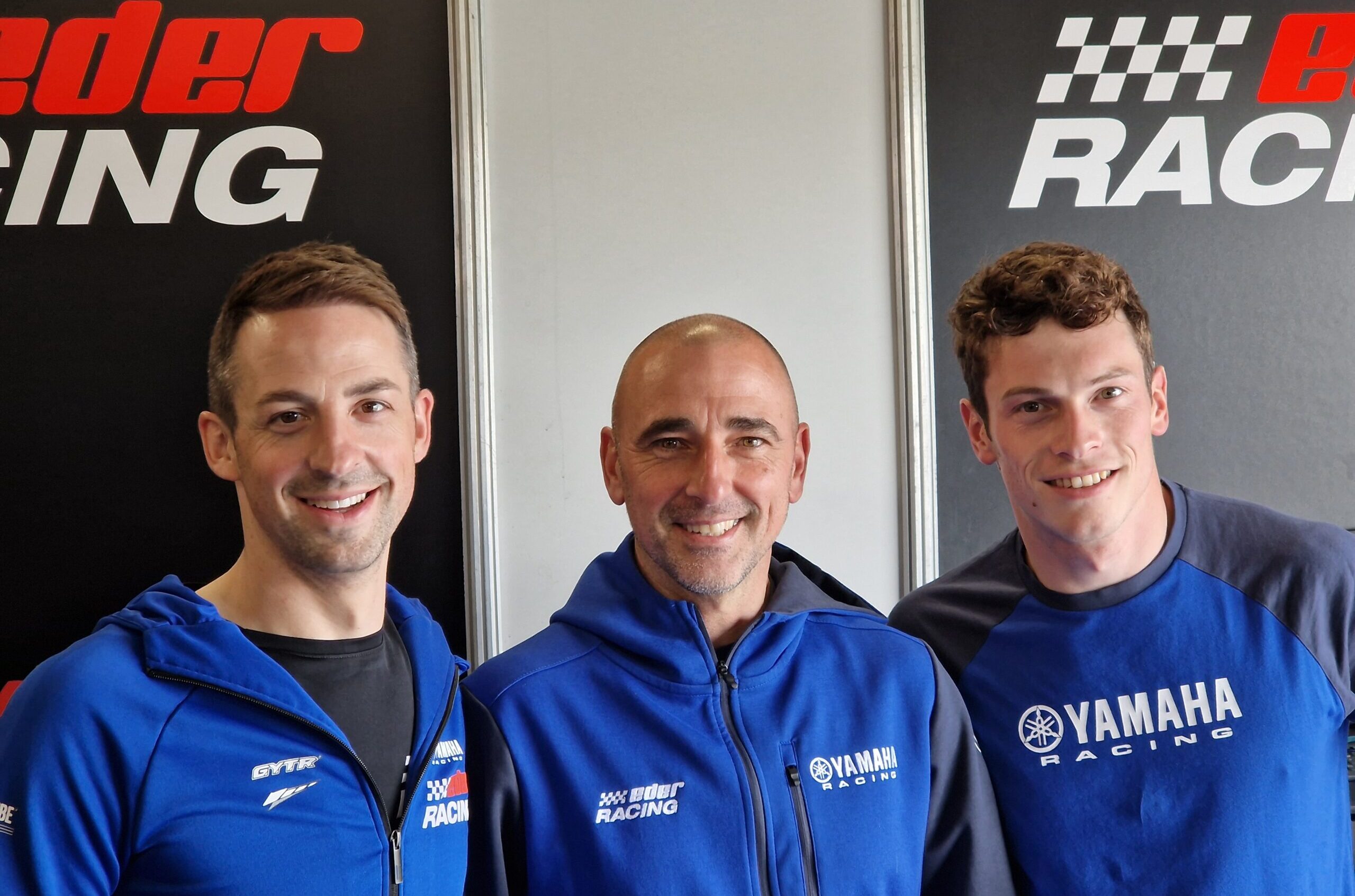 IDM SBK: Christian Kellner checkt die Lage bei Eder-Racing