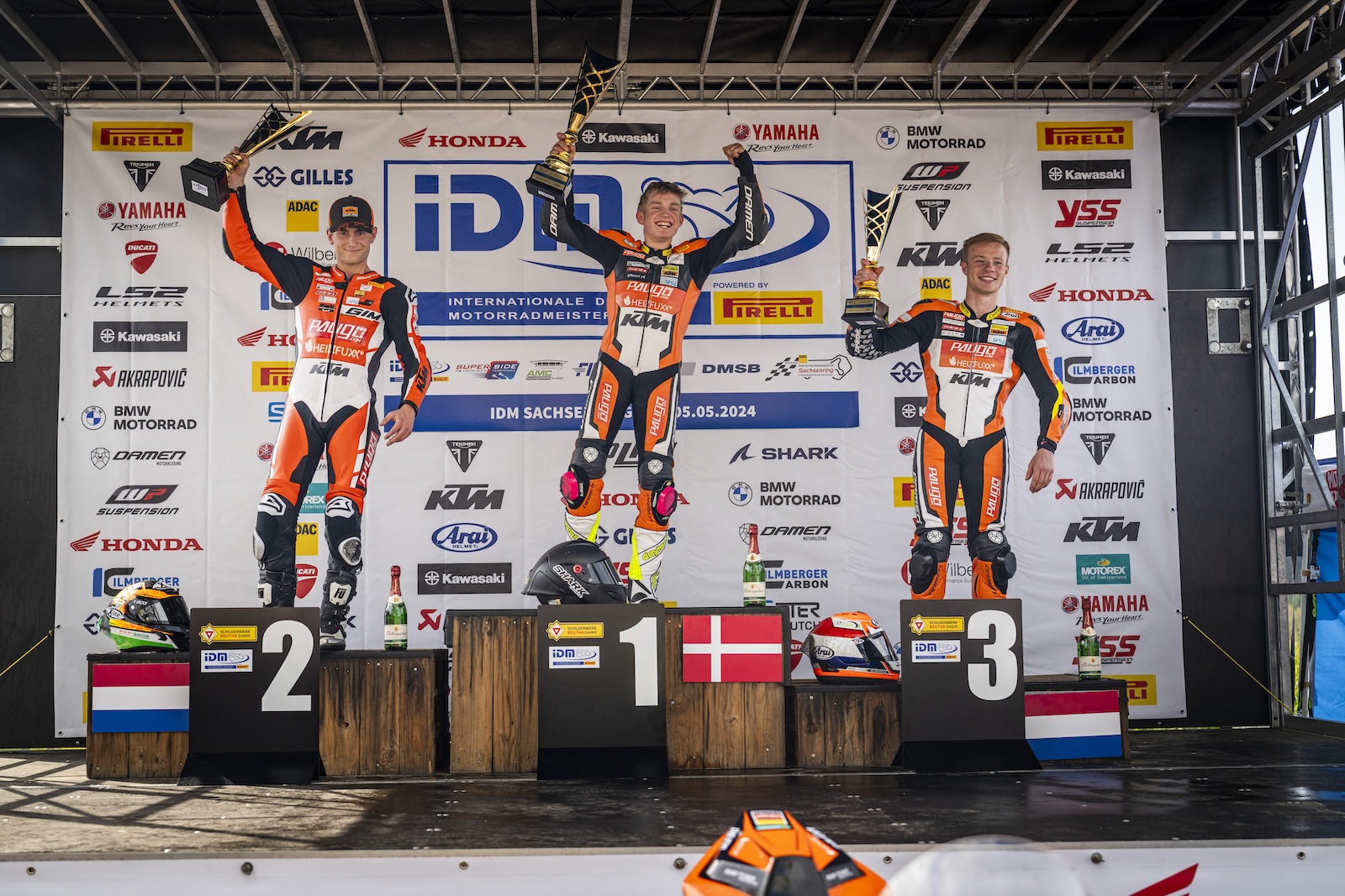 IDM SSP 300: Freudenberg dominiert, Svendsen an der Spitze