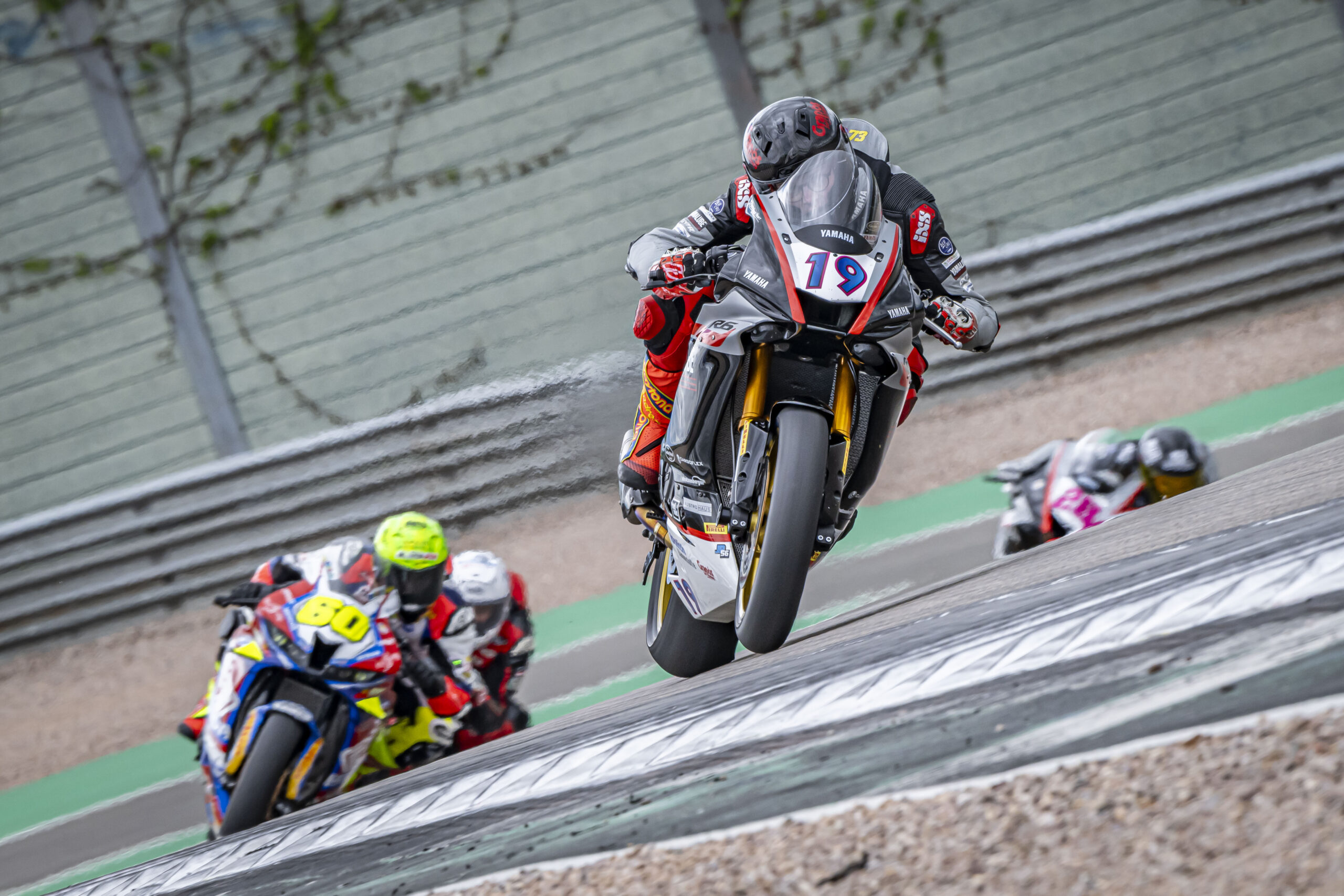 IDM SSP: Blitzstart-Abo und Sieg für Andy Kofler