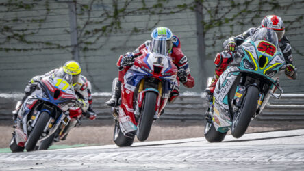 IDM SBK: Patrick Hobelsberger siegt und führt