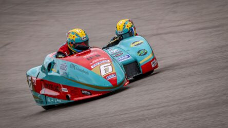 Sidecar: Ellis/Clément nach TT-Crash in Most am Start