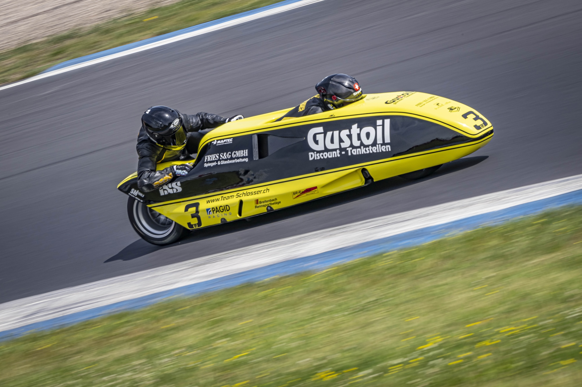 IDM Sidecar: Schlosser/Schmidt mit Vollgas ums Dreieck