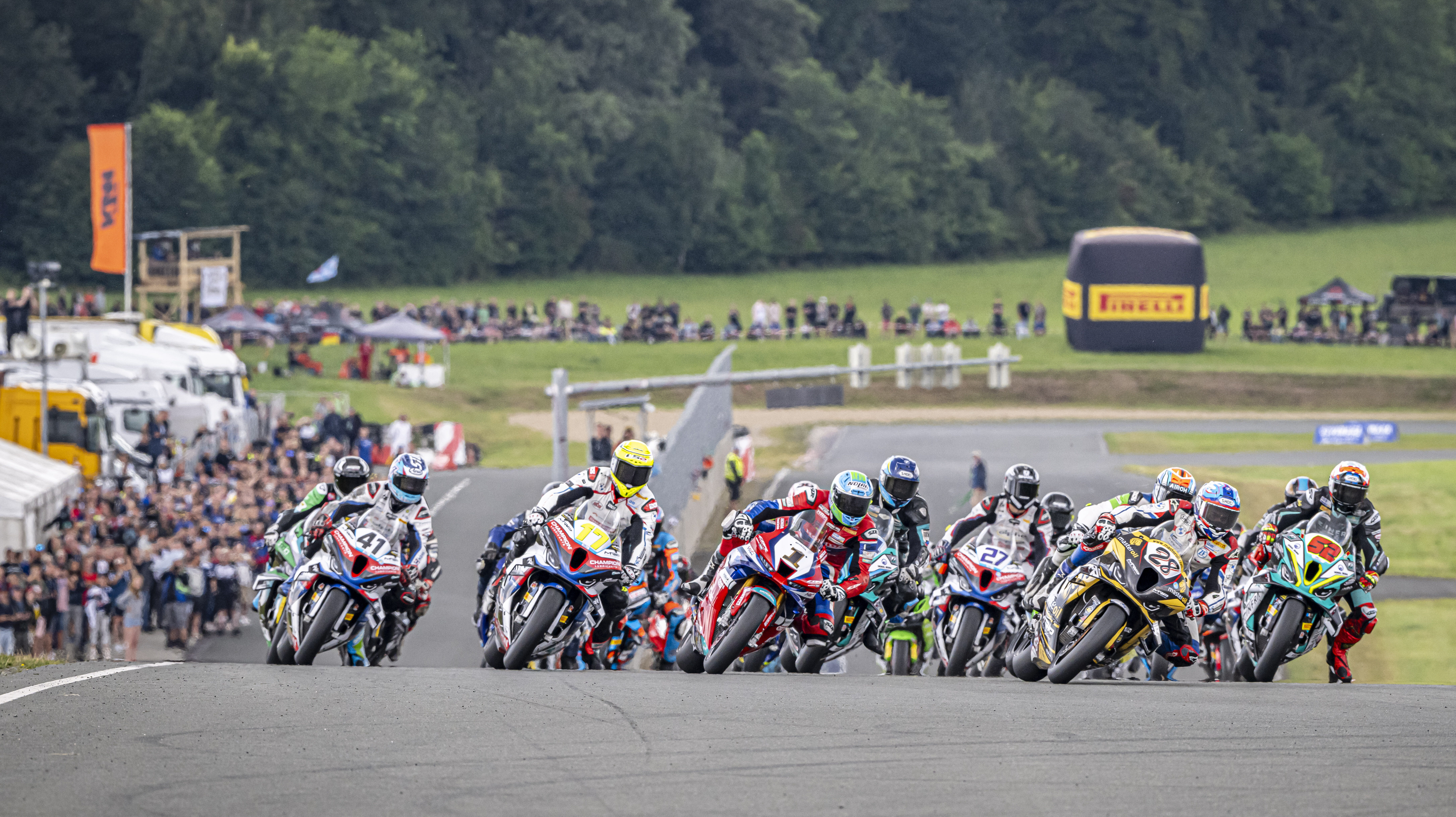 IDM SBK: Mikhalchik besiegt Reiti in dessen Wohnzimmer