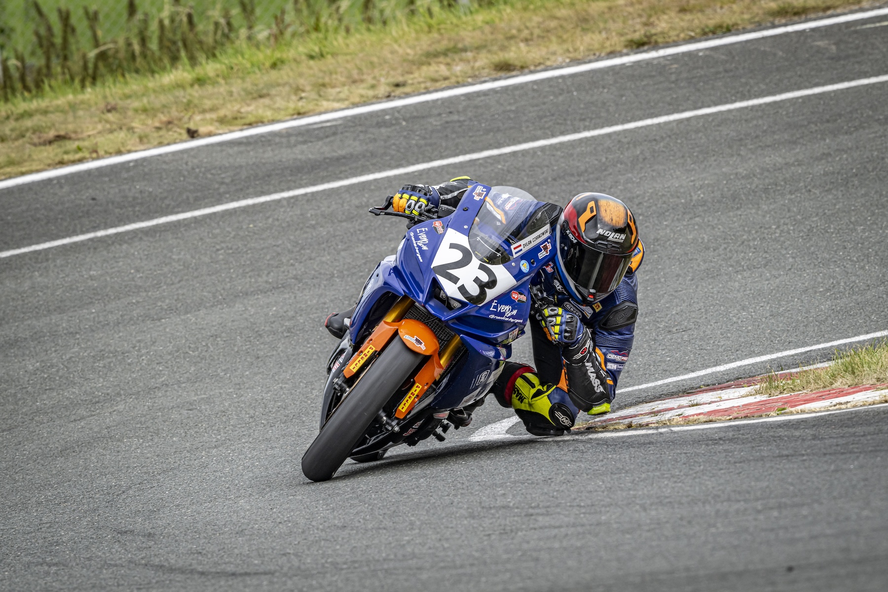 IDM SSP 300: Czarkowski nutzt letzte Runde für Pole