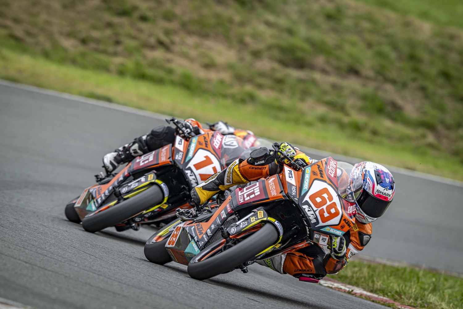 IDM SSP 300: Doppelsieg für Svendsen, Öl beendet Rennen