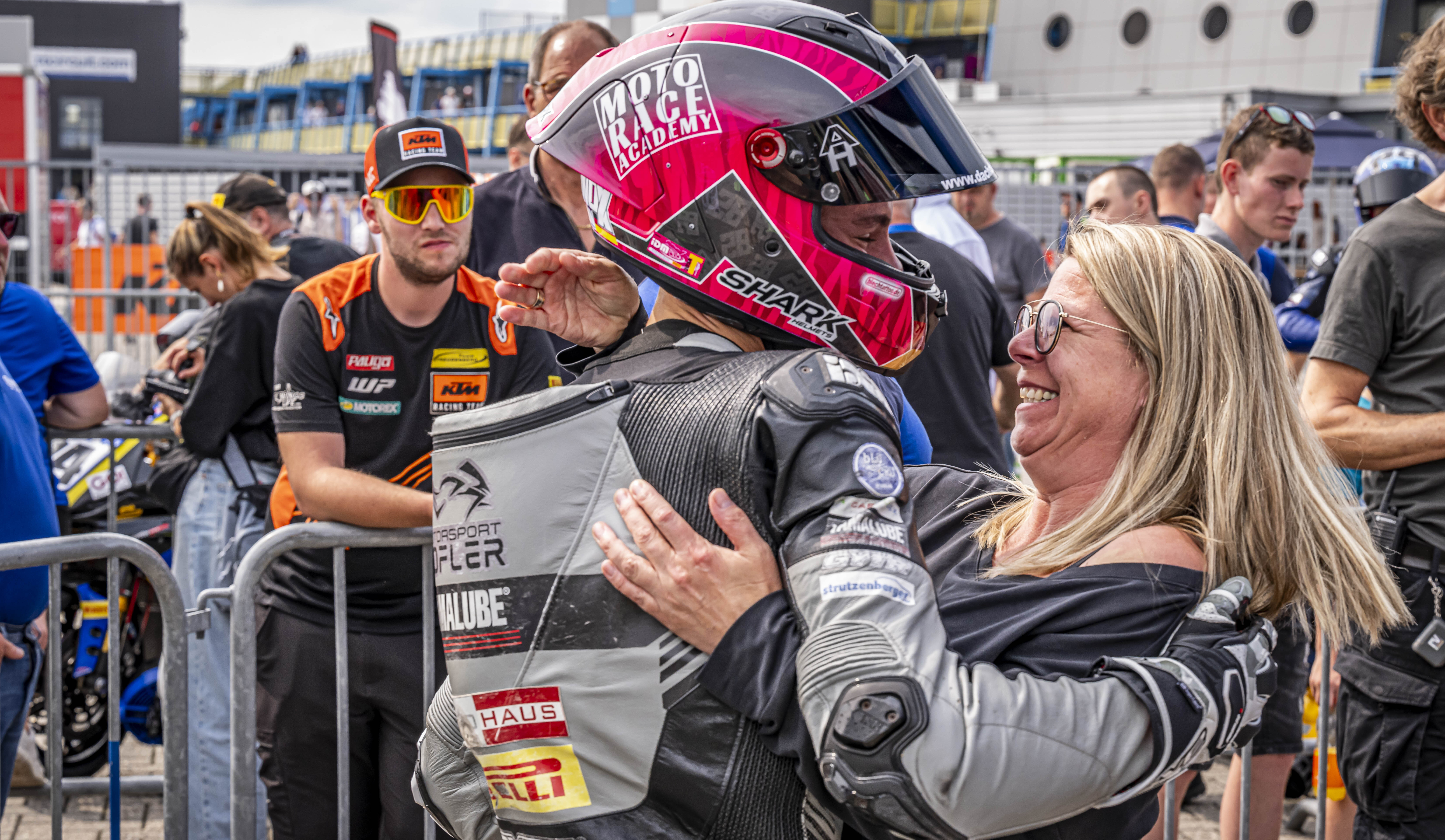 IDM SSP: Rookie Lehmanns großer Clou in Lauf 1