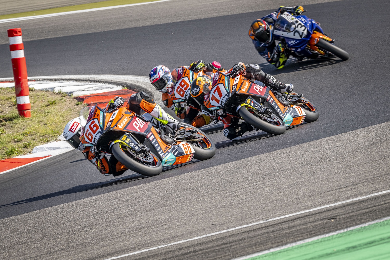 IDM SSP 300: Triple für Tonn, Svendsen zurückversetzt