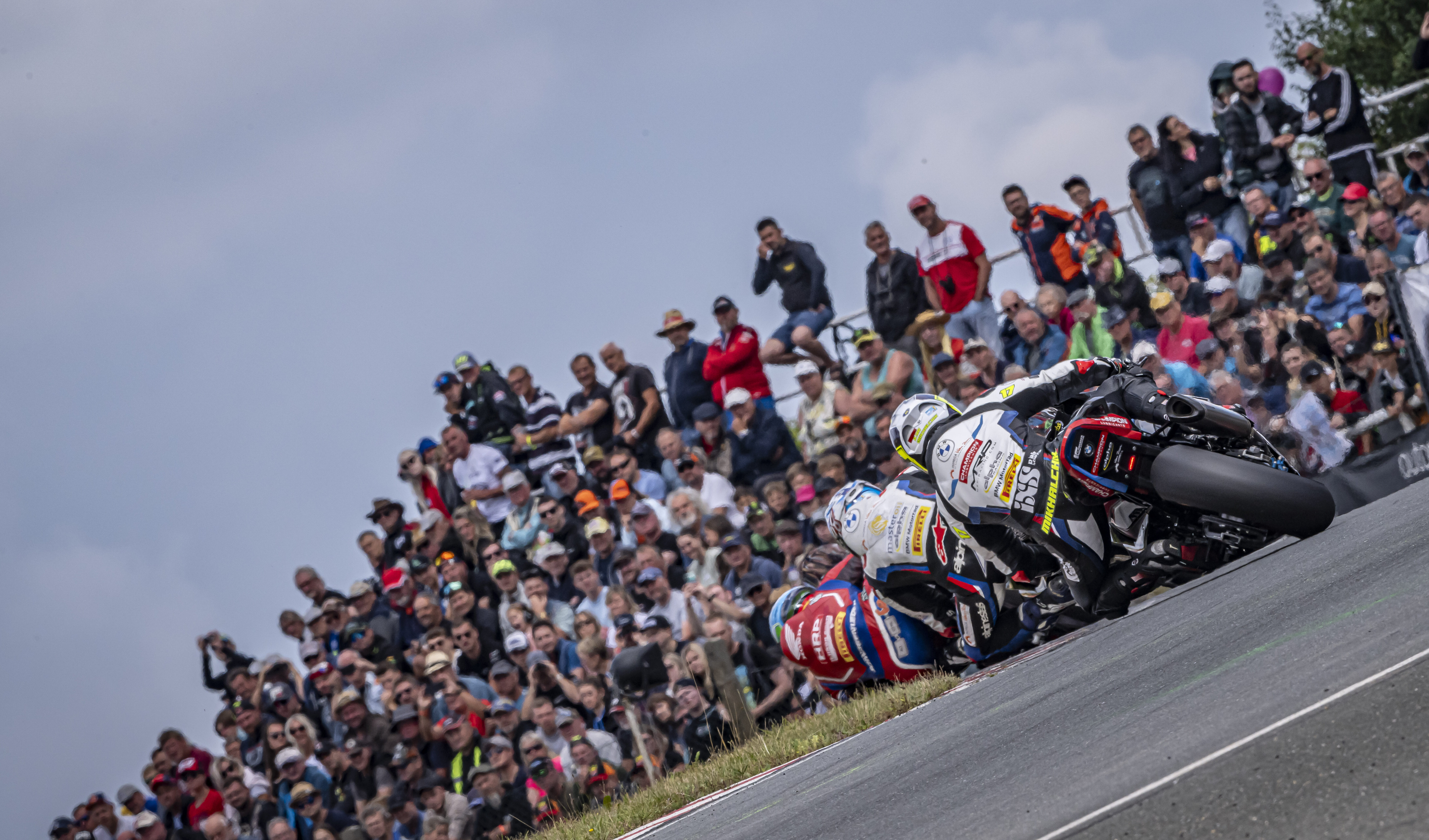 Drama und Leidenschaft auf der Kultstrecke in Schleiz