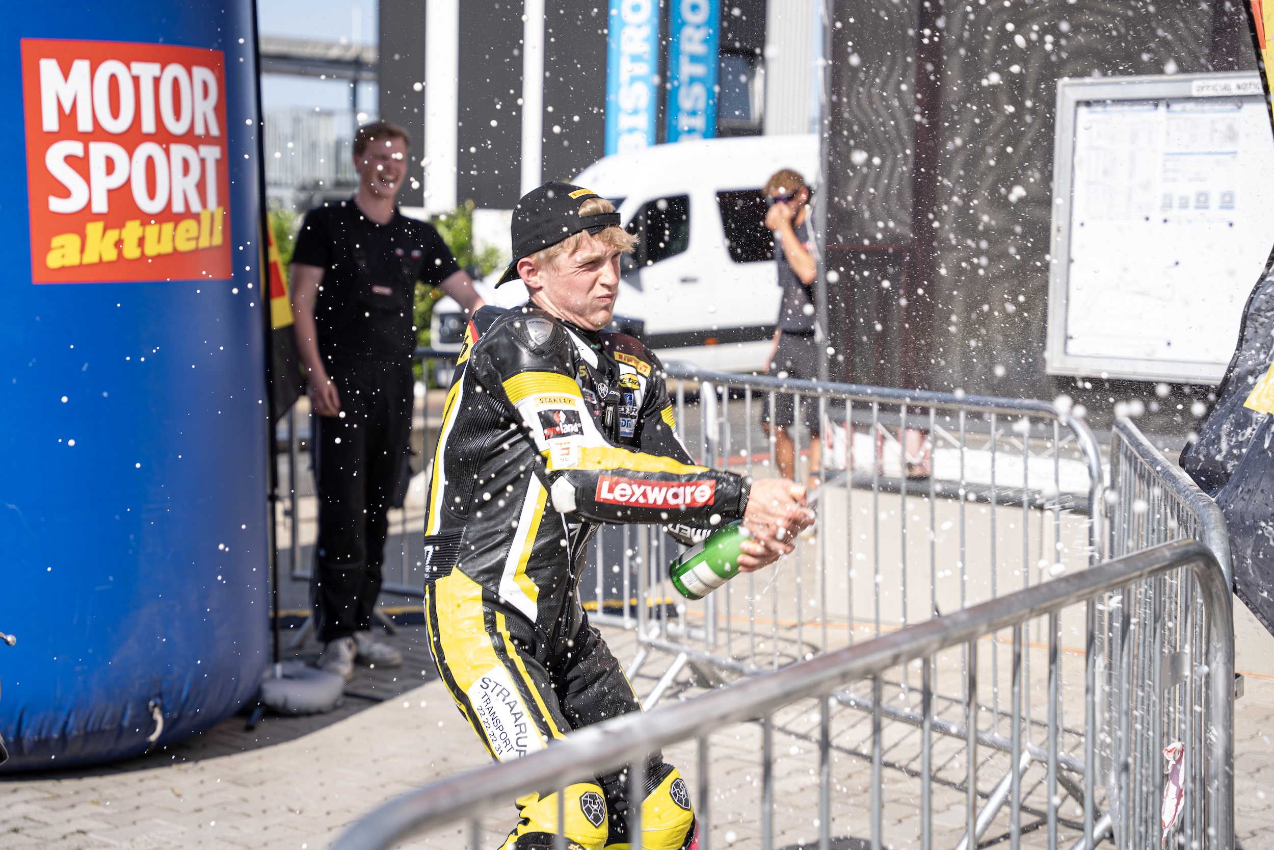 IDM SPB: Svendsen triumphiert, Chaos-Start für Iglesias