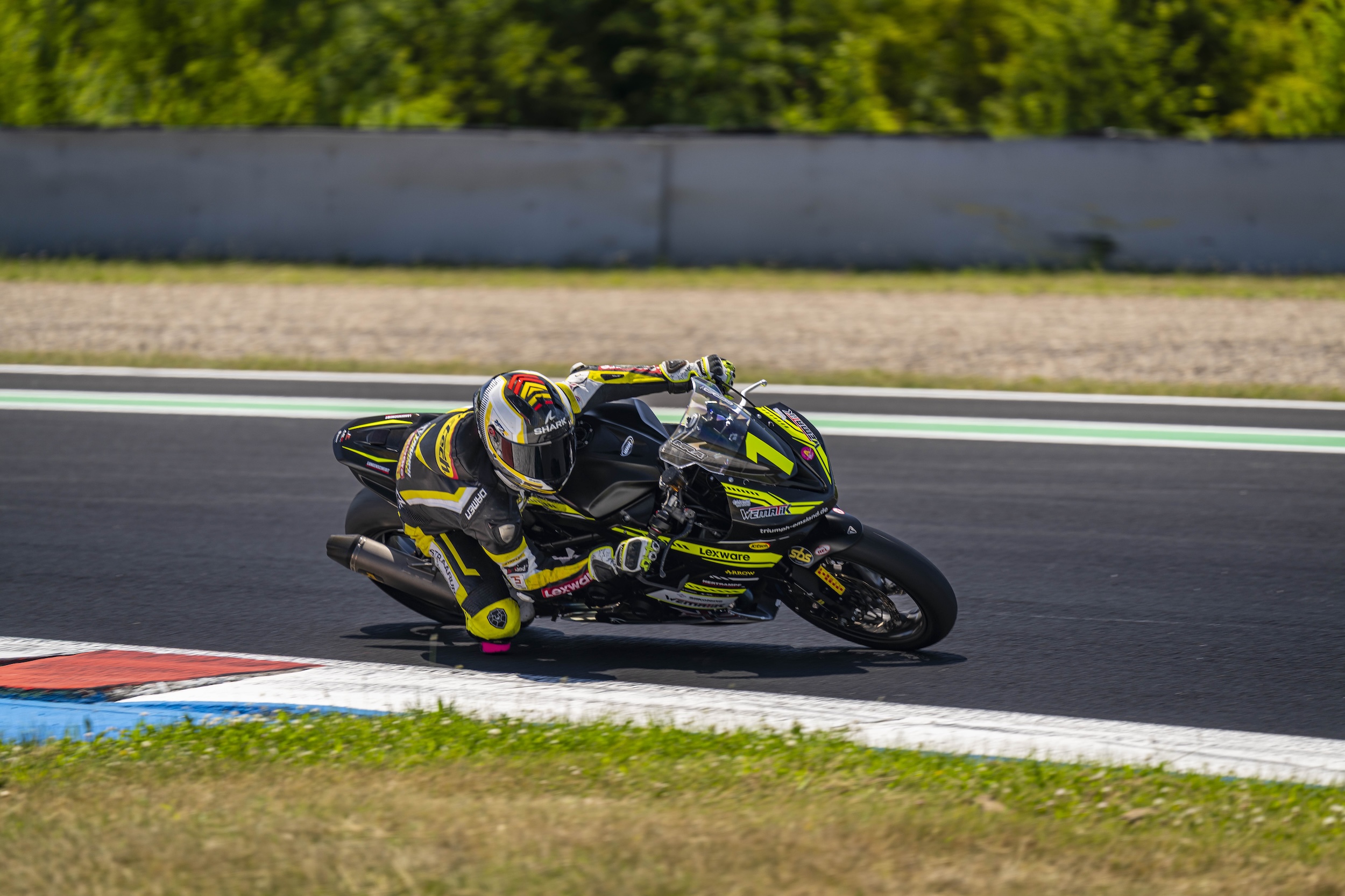 IDM SPB: Svendsen holt Pole, Iglesias und Hänse lauern