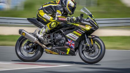 IDM SPB: Hertrampf-Team wechselt kurzfristig Fahrwerk