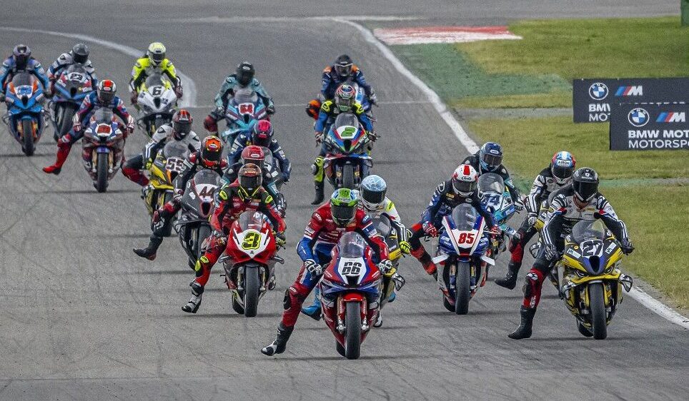 EURO MOTO: Die Jagd auf den Titel beginnt