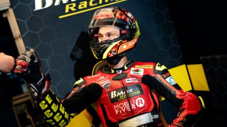 SBK: Tulovic rockt Italien – Sieg bei der Premiere