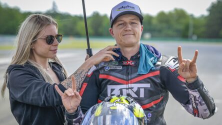 SBK: A Screw in the Tire – A Small Gesture Saves the Day