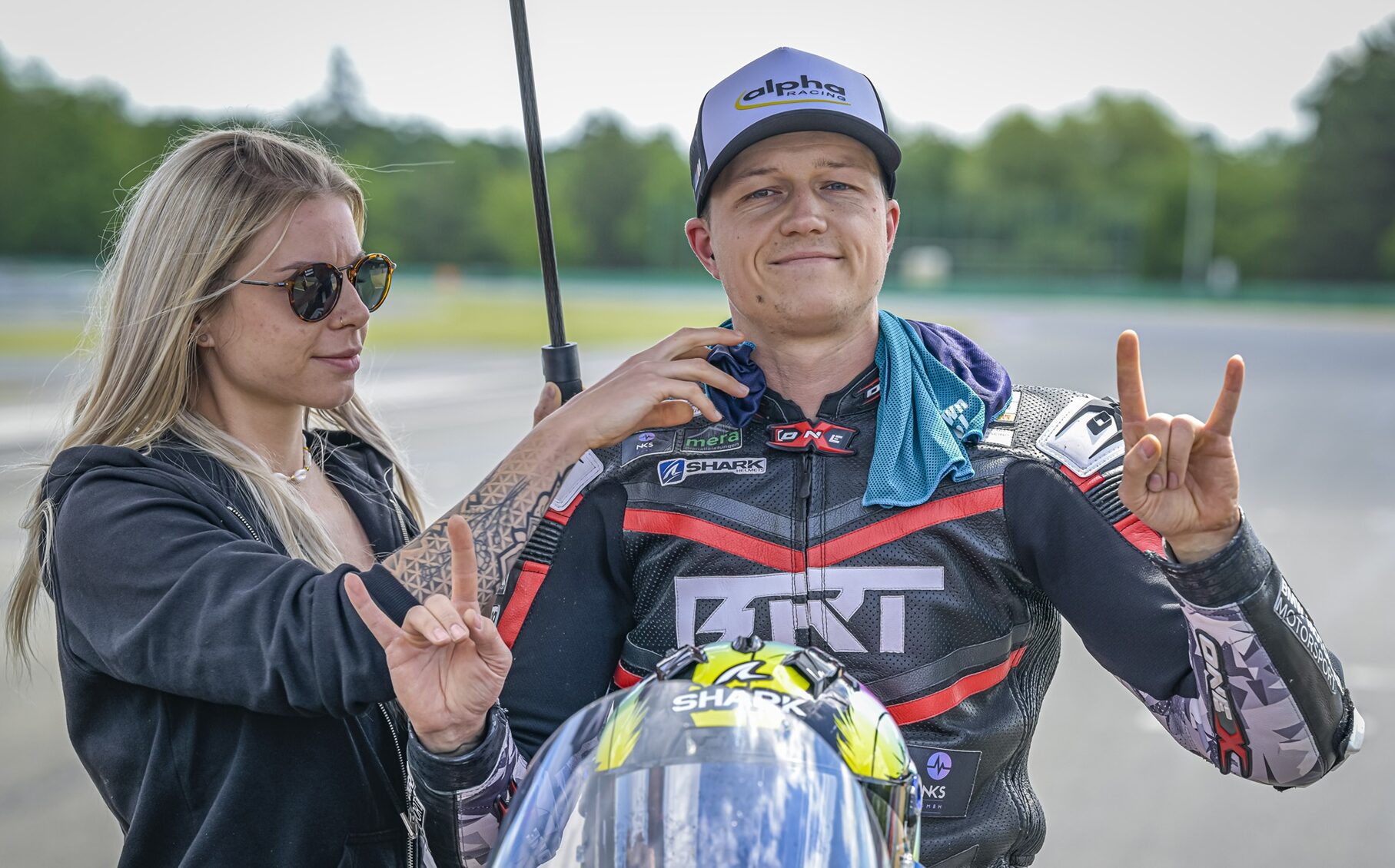SBK: A Screw in the Tire – A Small Gesture Saves the Day