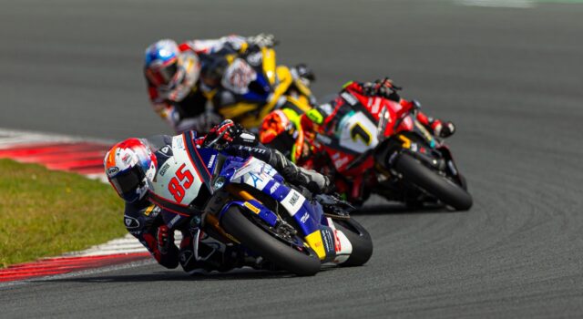SBK: První vítězství Smitse v Superbike na domácím závodě