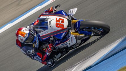 SBK: Smits dominuje a rozruch kolem Tula nekončí